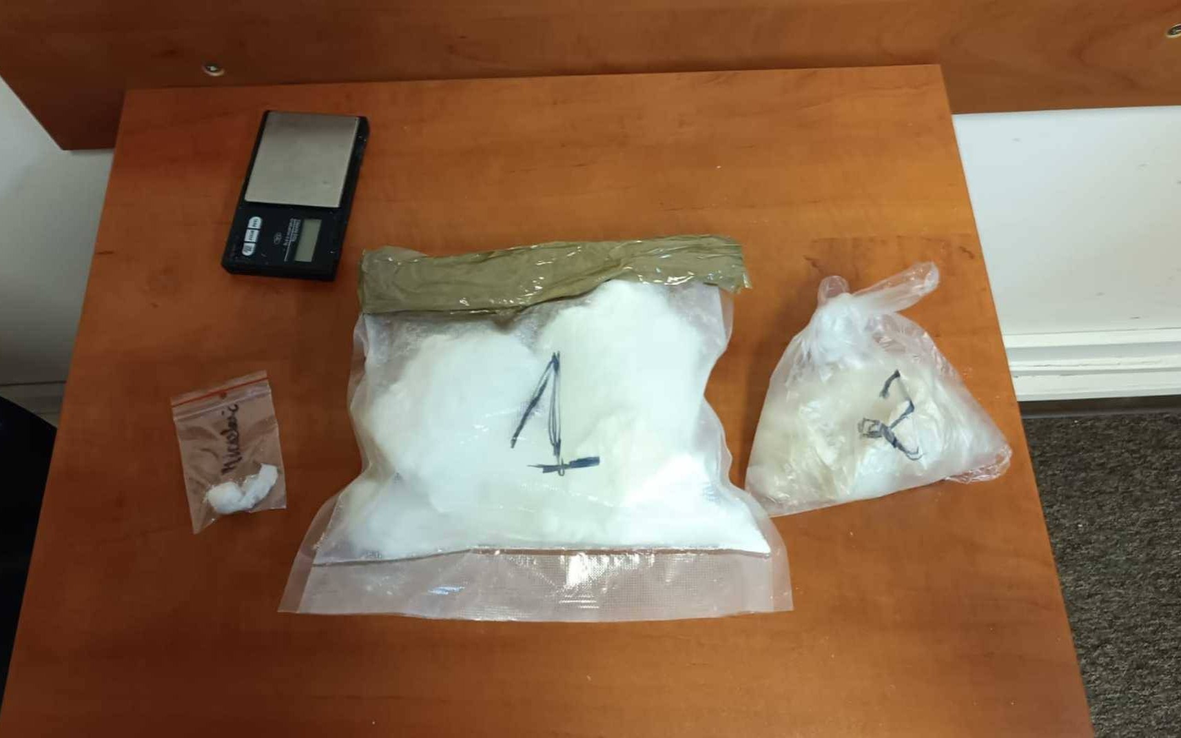 Diler recydywista. Kilogram amfetaminy i mefedronu