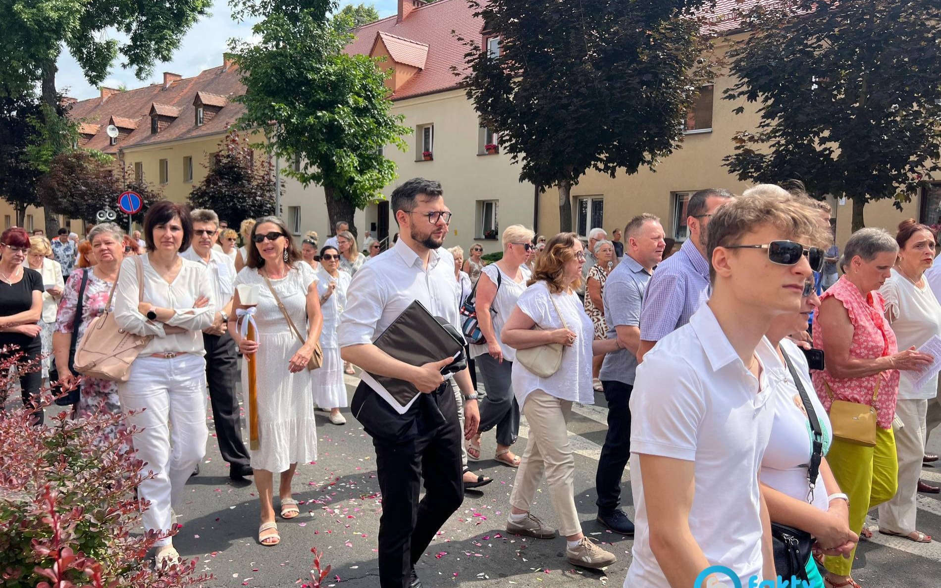 Procesja Bożego Ciała przeszła ulicami Oświęcimia – FILM, FOTO