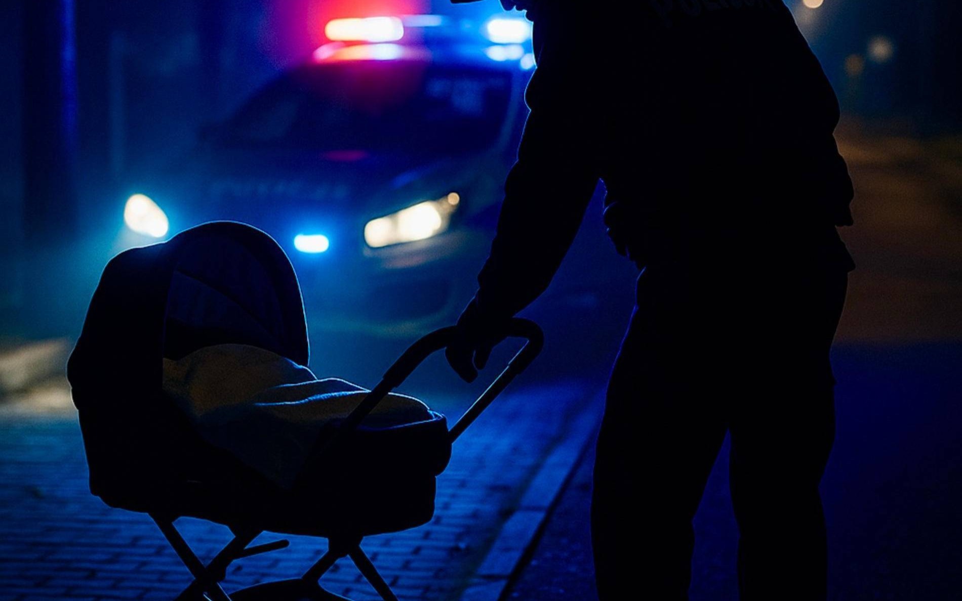 Pijani rodzice pchali wózek z dwumiesięcznym dzieckiem