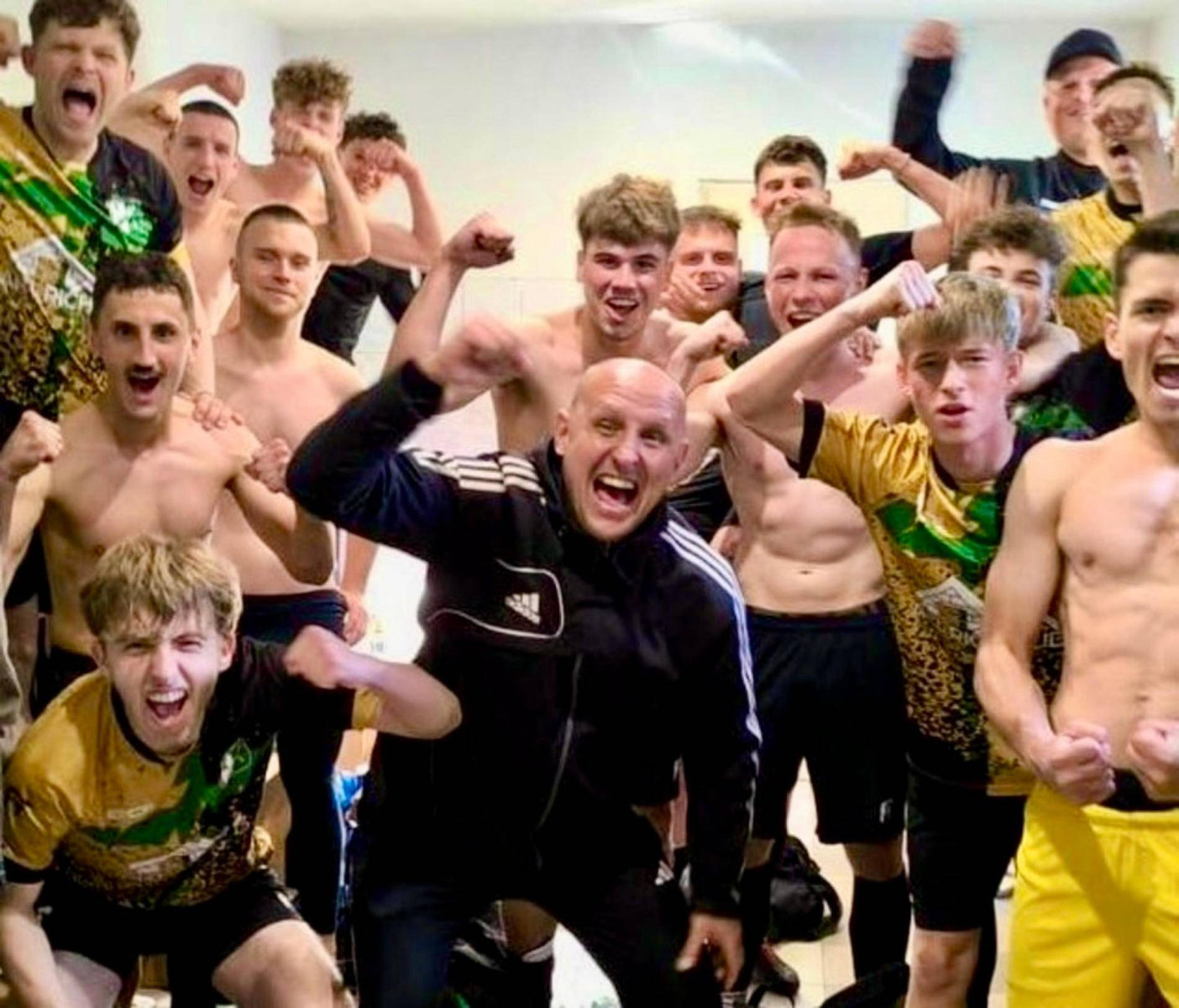 Piotr Pierścionek żegna się z Chełmkiem