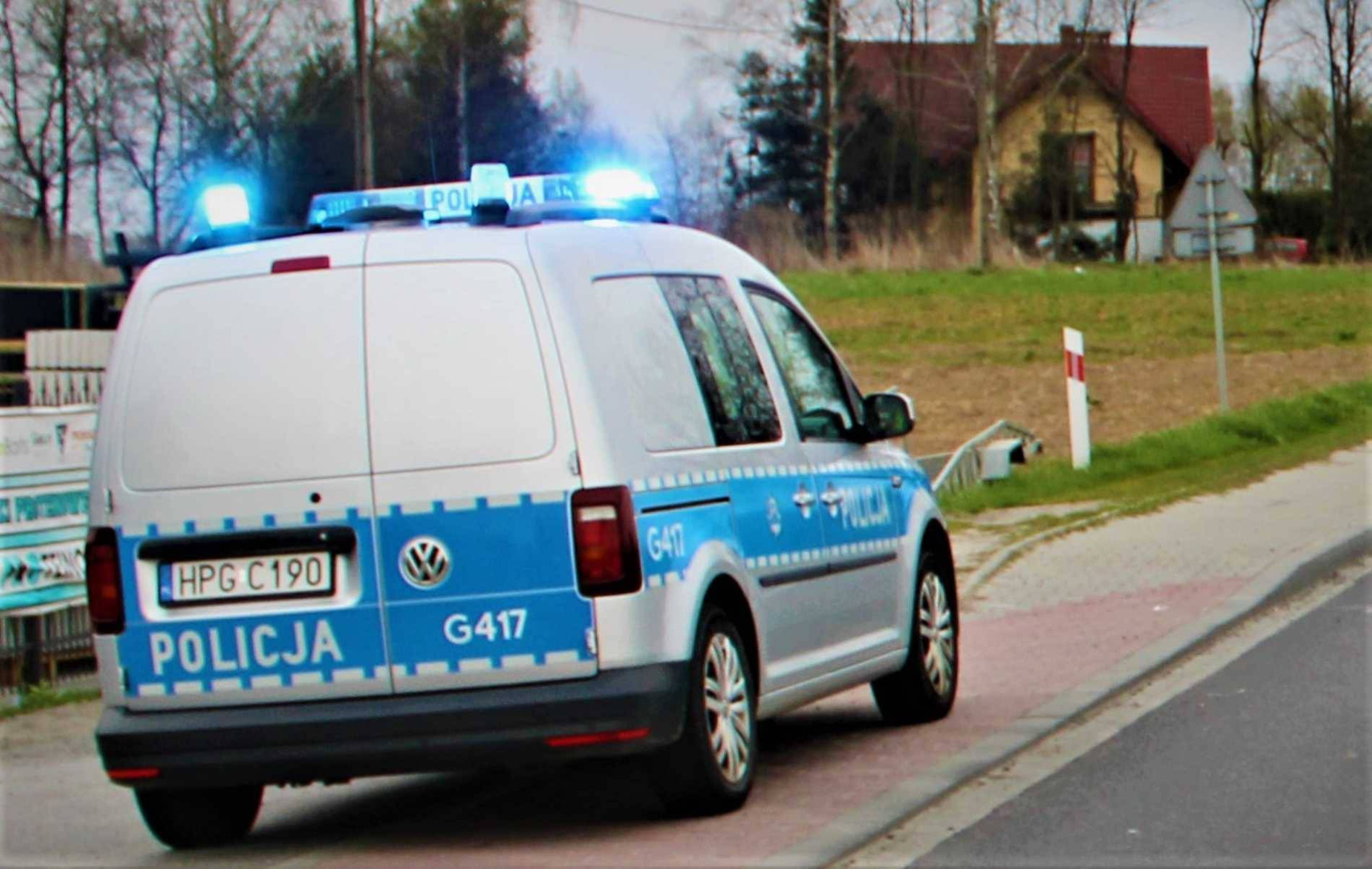 Potrąciła seniora będącego na chodniku