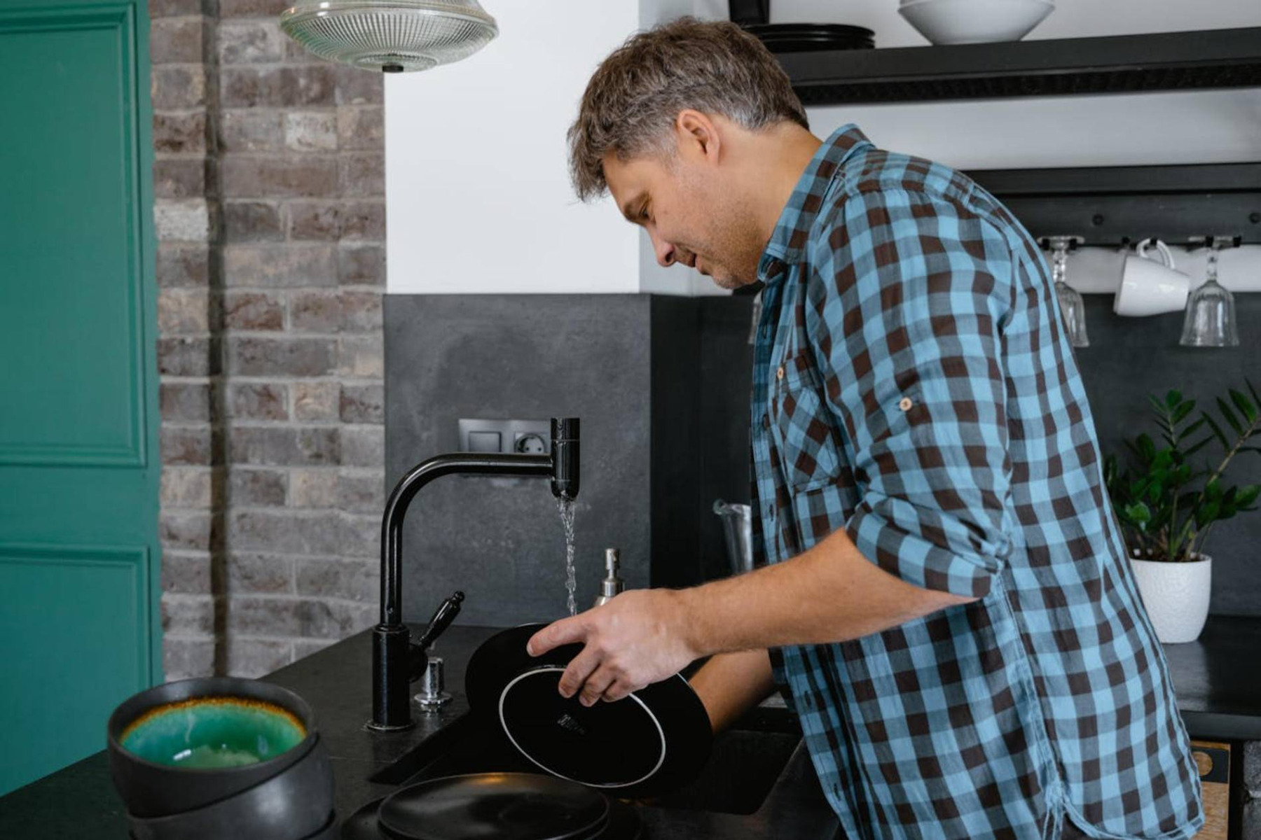 Co zamiast zbiornika ocynkowanego? Czy tylko hydrofor przeponowy?