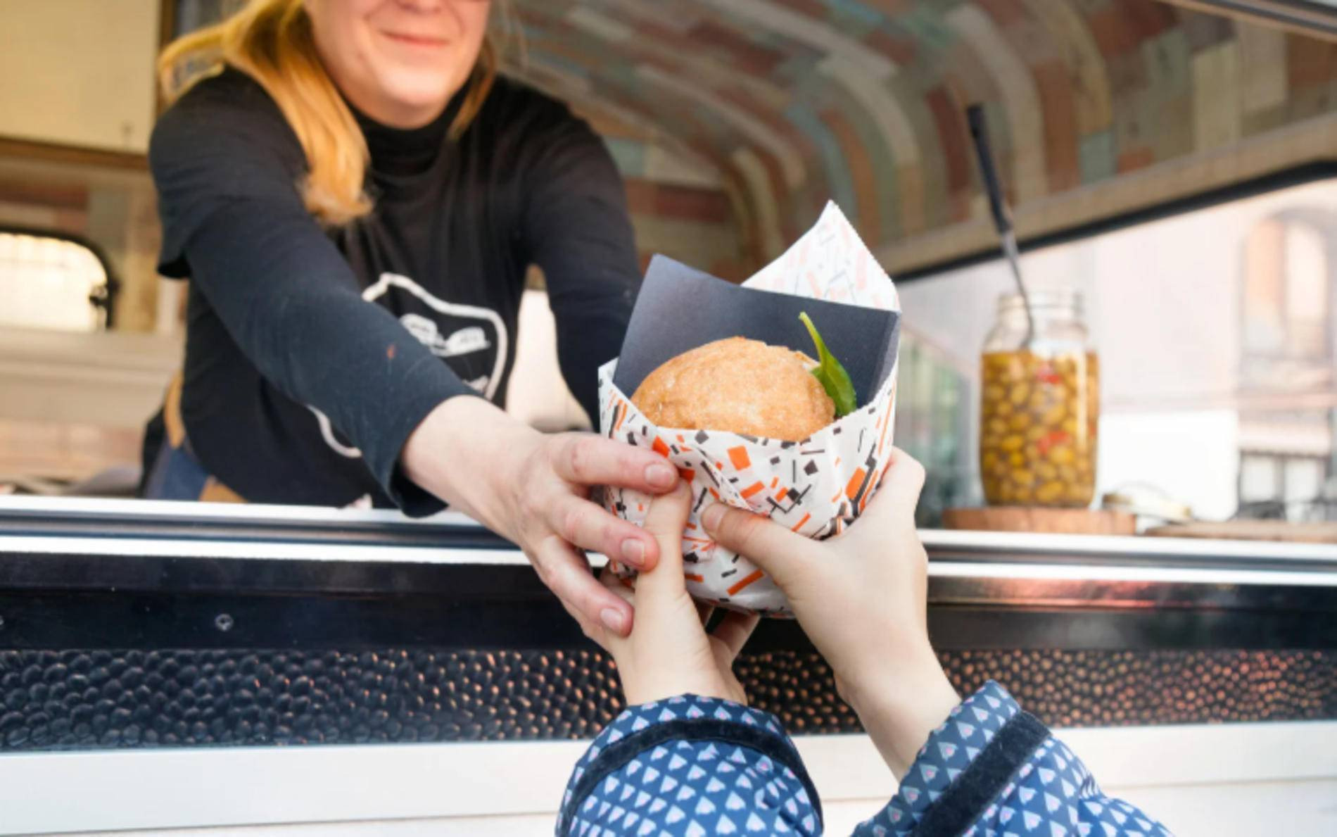 Weekendowy zlot foodtrucków na rynku w Kętach