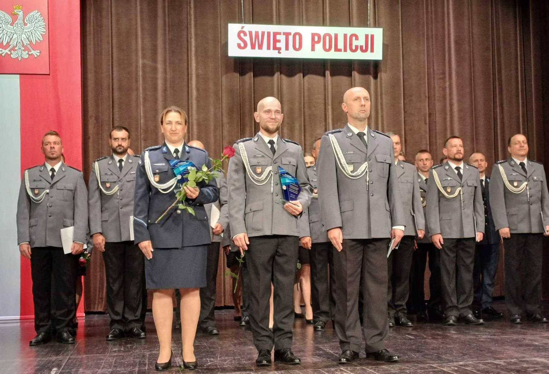 Starosta docenił policjantów w tym oficer prasową