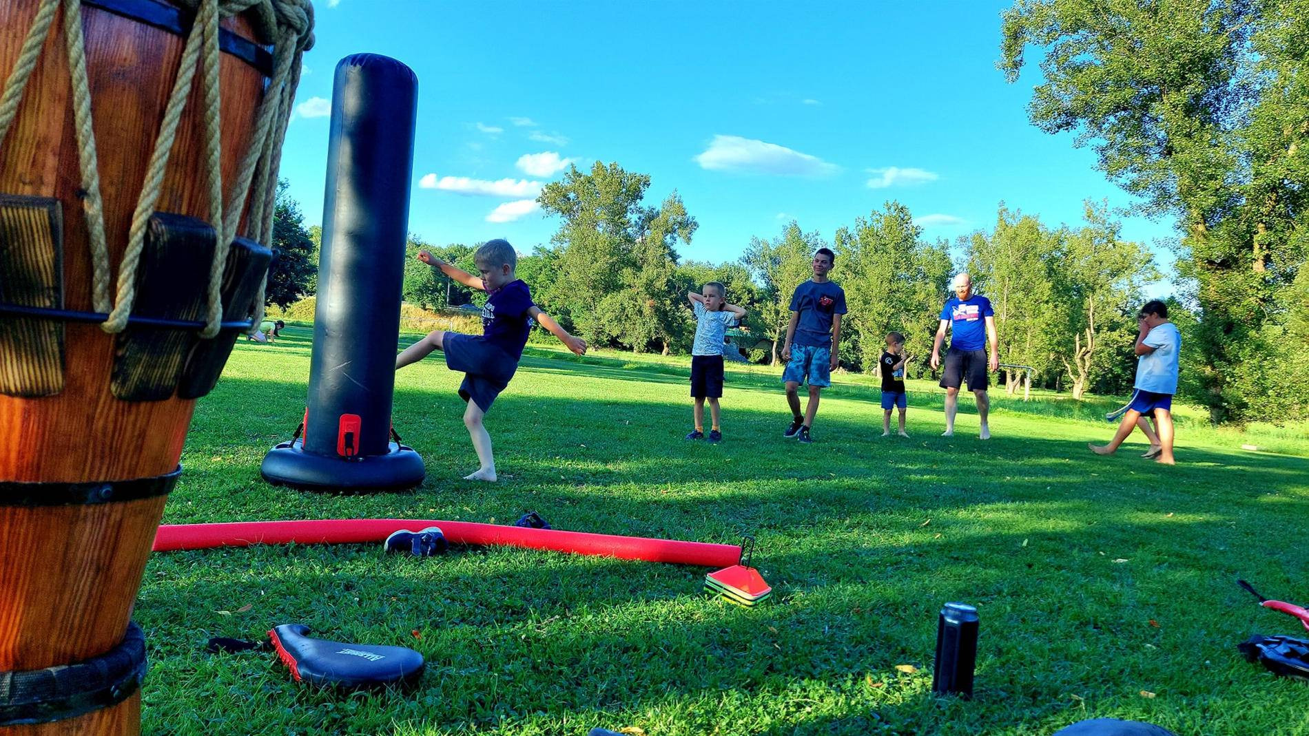 Wakacyjna capoeira przy Legionów. Dla każdego