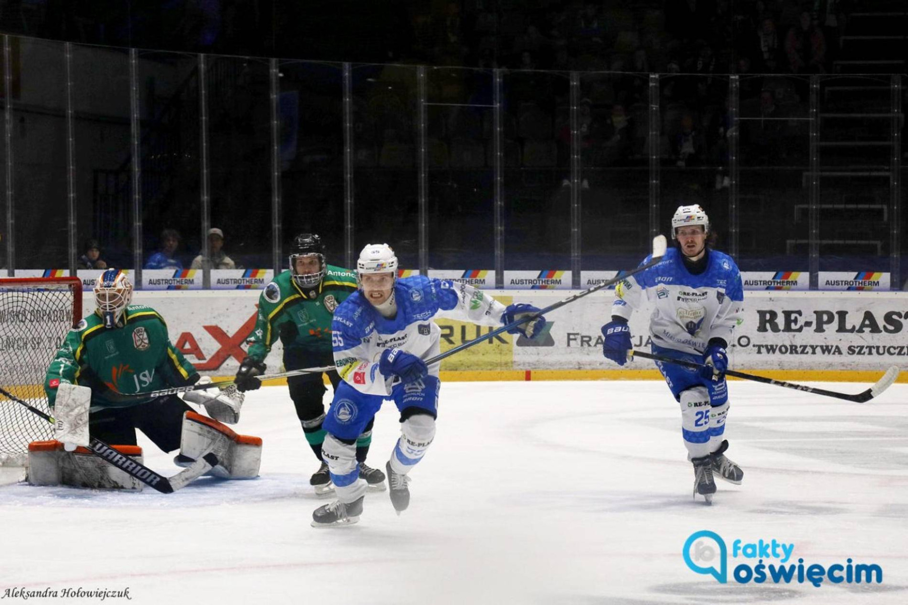 Po raz pierwszy na własnym lodzie