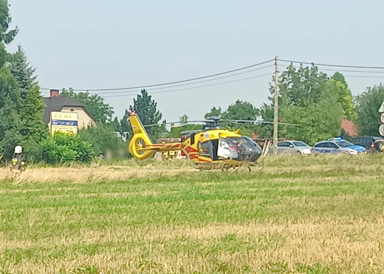 Mężczyzna znalazł nieprzytomnego rowerzystę. Szybka reakcja uratowała życie