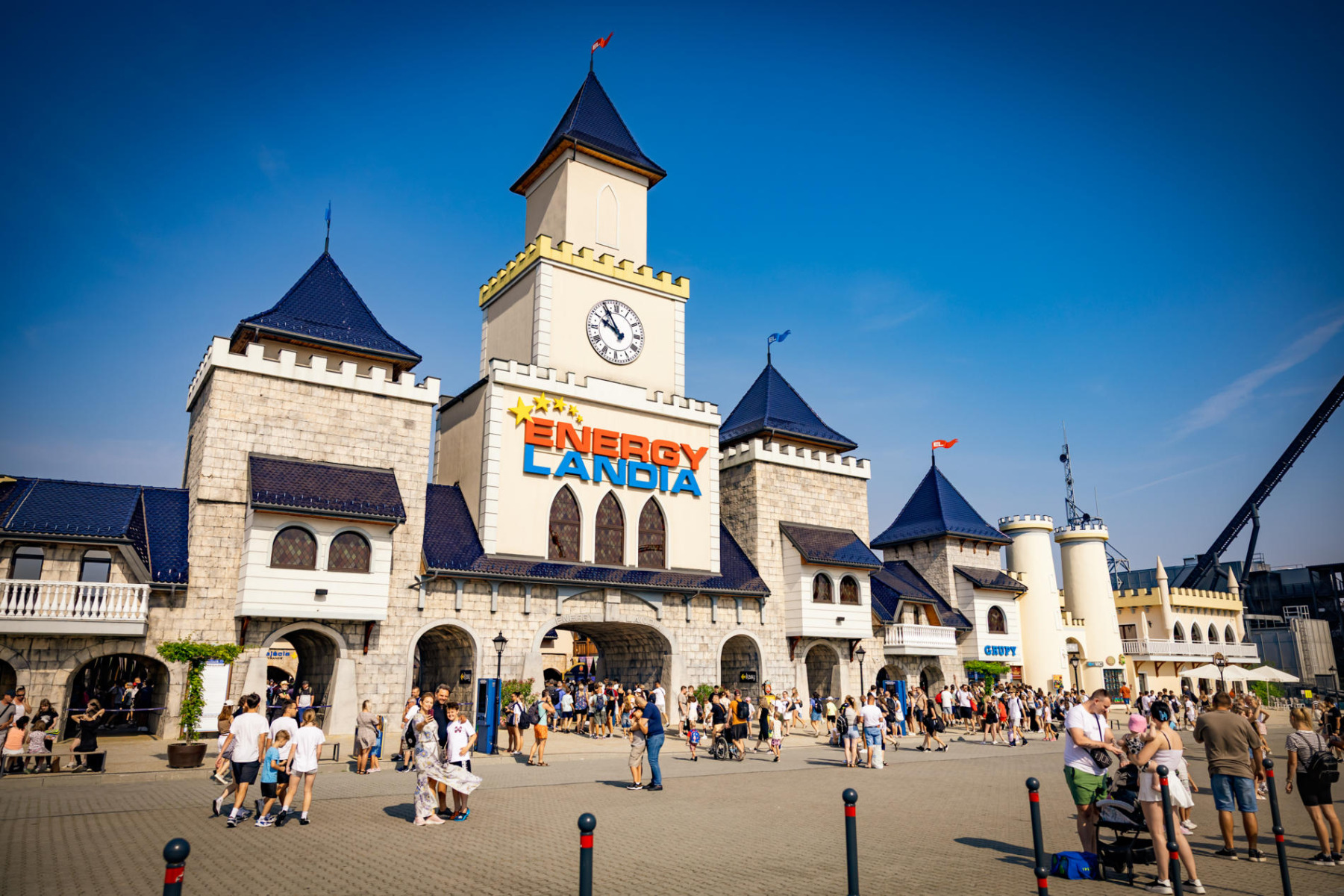 Święto adrenaliny w Zatorze. Tłumy w Energylandii – FILM, FOTO