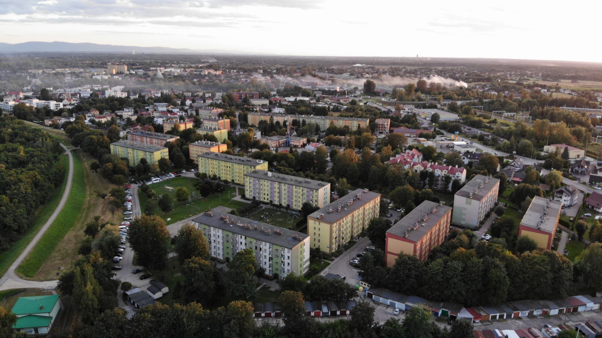 Oświęcim. Rekordowe zainteresowanie programem „Mieszkanie za remont”. Radni alarmują: „To loteria, a potrzeb są setki!”