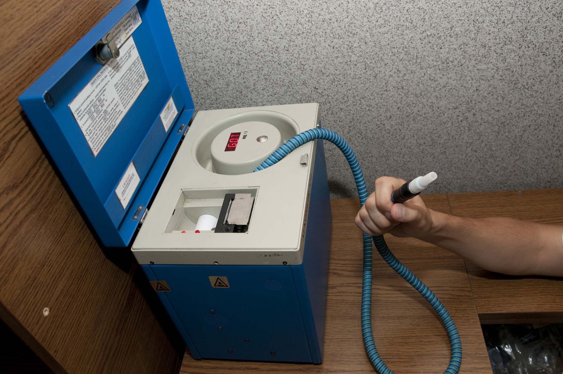 Oświęcimiu. Matka miała 3,5 promila, nie wiedziała gdzie jest jej 8-letnia córka!