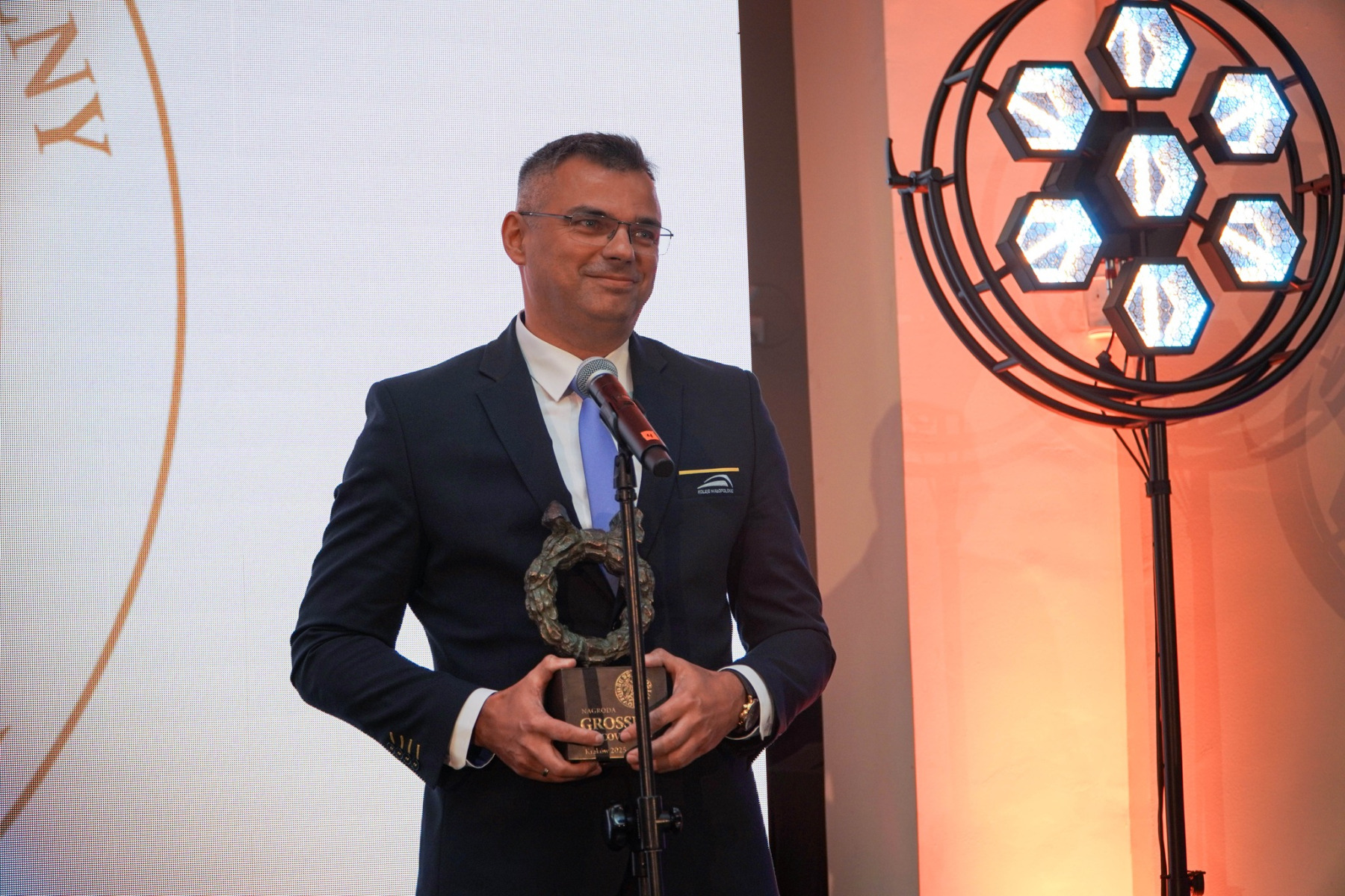 Koleje Małopolskie z prestiżową nagrodą NBP! Radosław Włoszek: „Jesteśmy bastionem bezpieczeństwa”