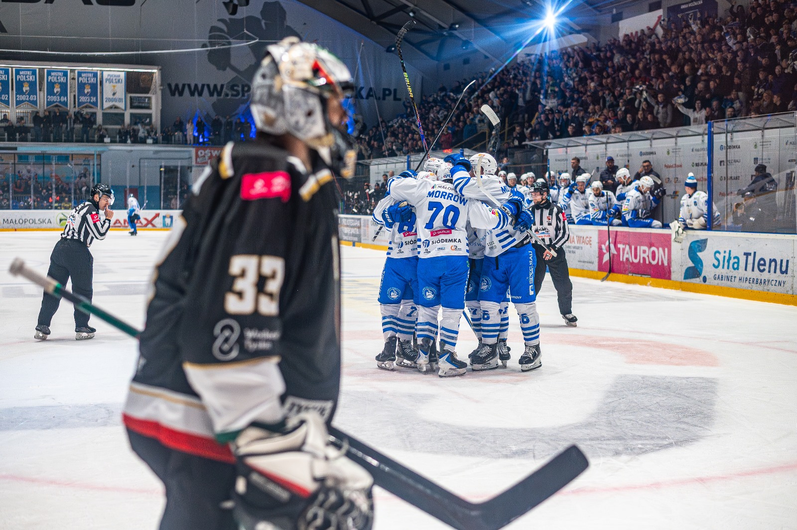 Unia Oświęcim rozbiła GKS Tychy i została liderem TAURON Hokej Ligi