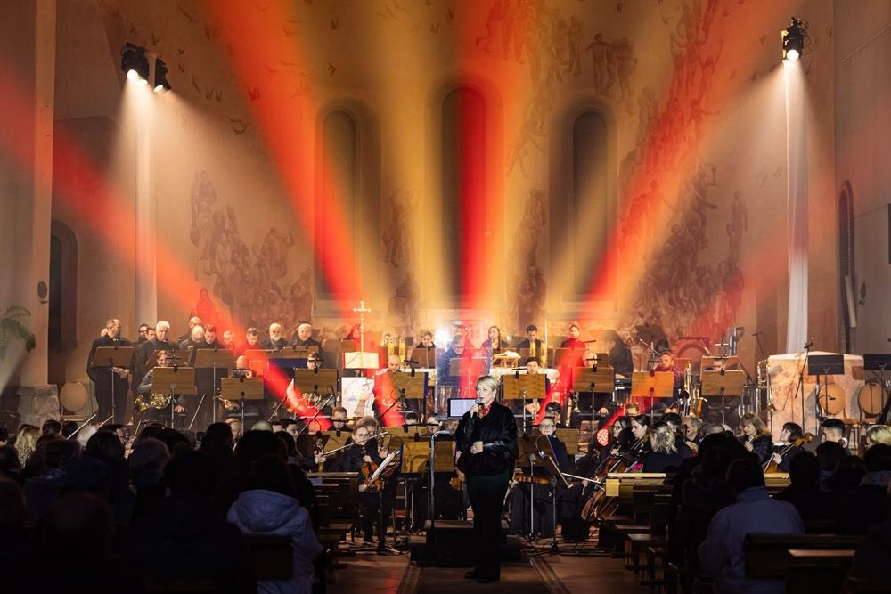 Owacje na stojąco w Oświęcimiu! Monumentalna „Cantata Heroica” zachwyciła publiczność