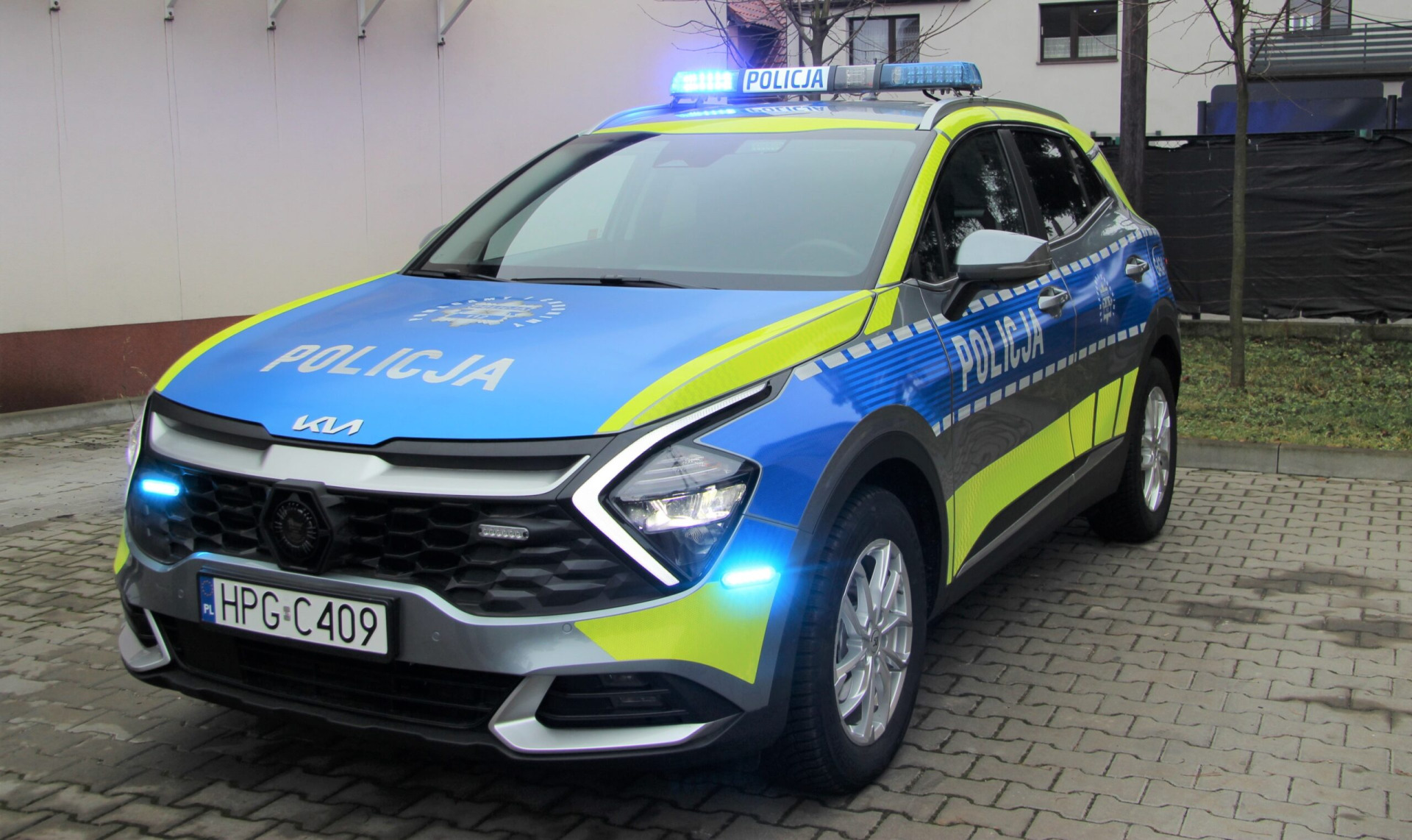 Hybrydowa bestia na służbie. Nowa Kia Sportage 4×4 wyjechała na ulice gminy Chełmek
