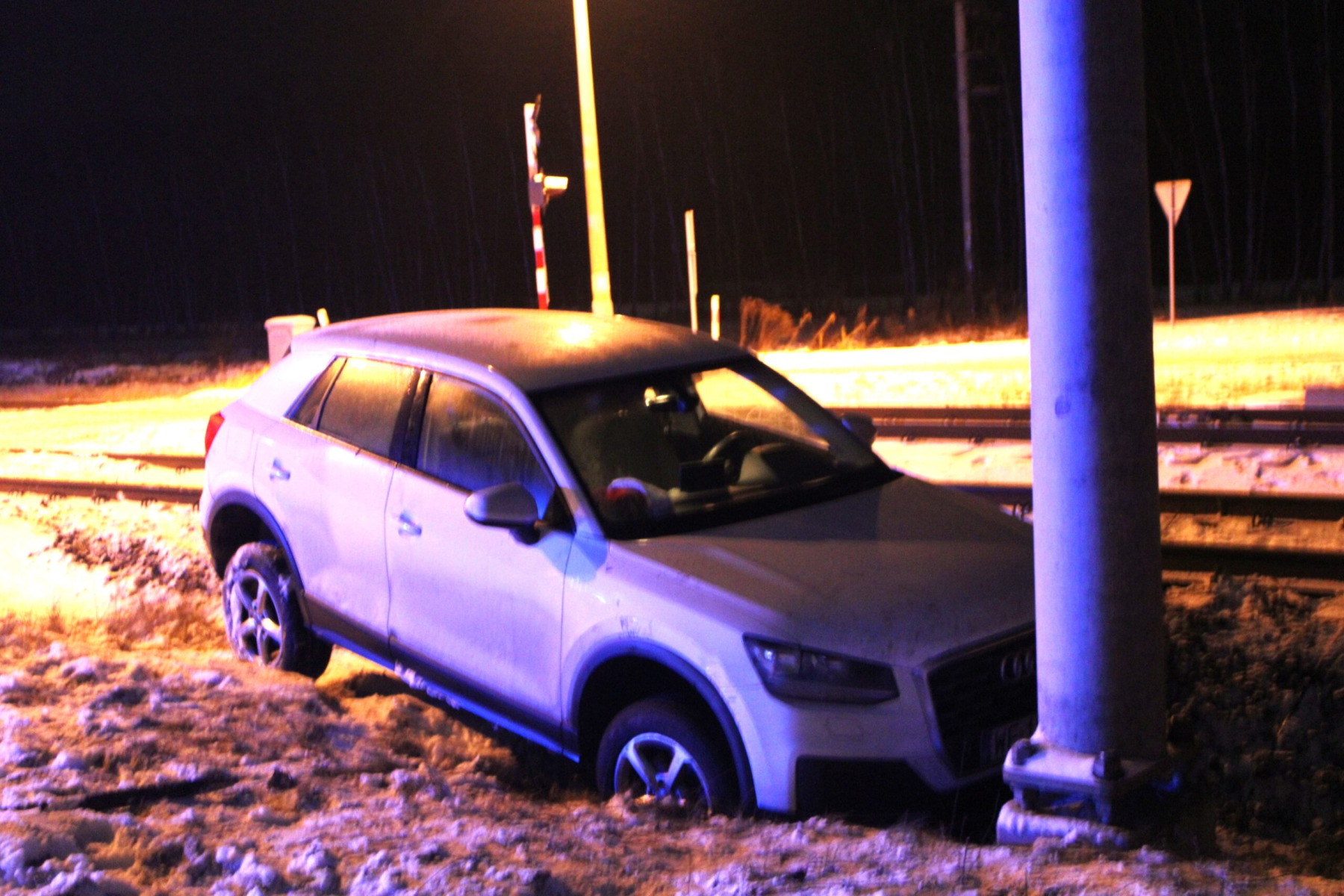 Sylwester pod kontrolą policji. 64 interwencje, jeden pijany kierowca i kolizja w Zatorze