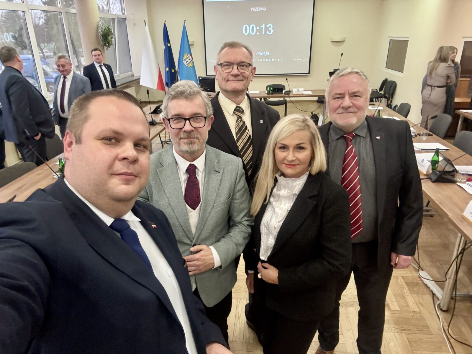 Budżet Oświęcimia uchwalony. Niesmak i wątpliwości zostają. Kiedy się obudzimy?