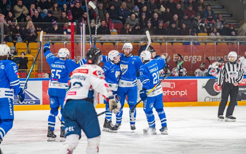 Unia pokazała charakter! Zwycięstwo 2:1 w Toruniu wyrównuje serię play-off na 2:2