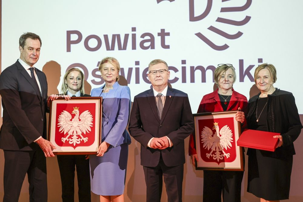 Województwo dało 9,5 mln na SOSW Oświęcim! Nowe sale, sala gimnastyczna, boisko