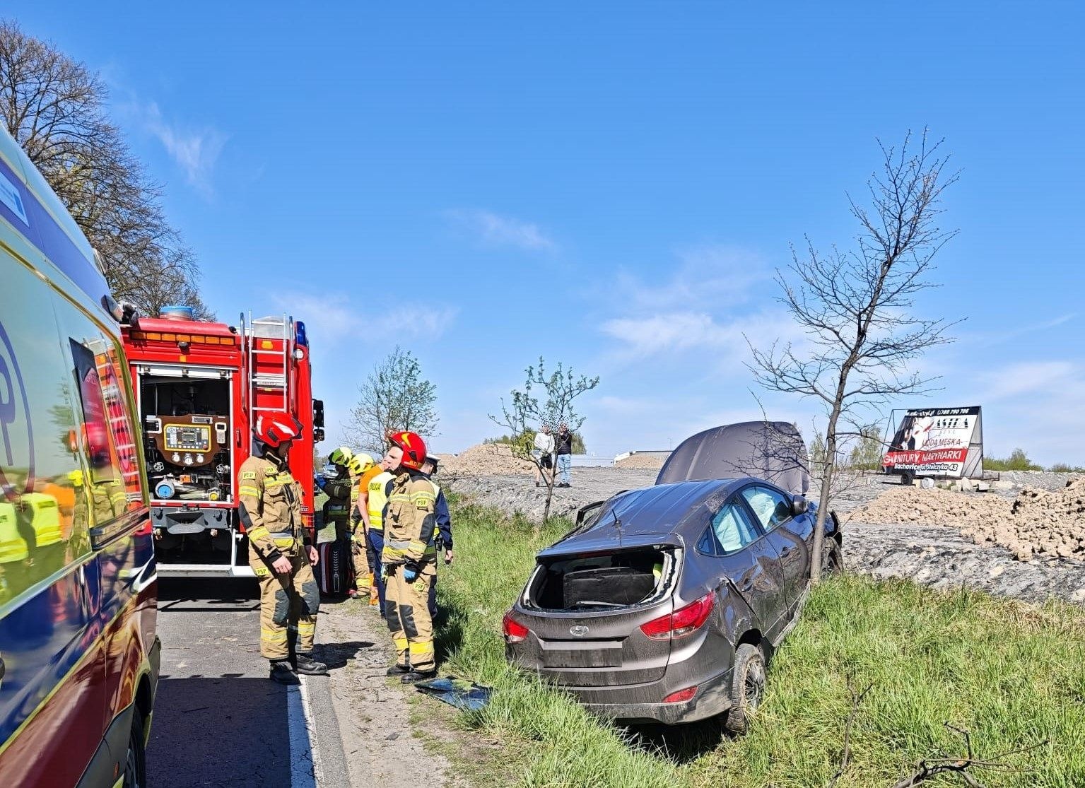 Dwa zdarzenia drogowe w powiecie oświęcimskim. Kolizja w Zatorze i dachowanie w Przeciszowie
