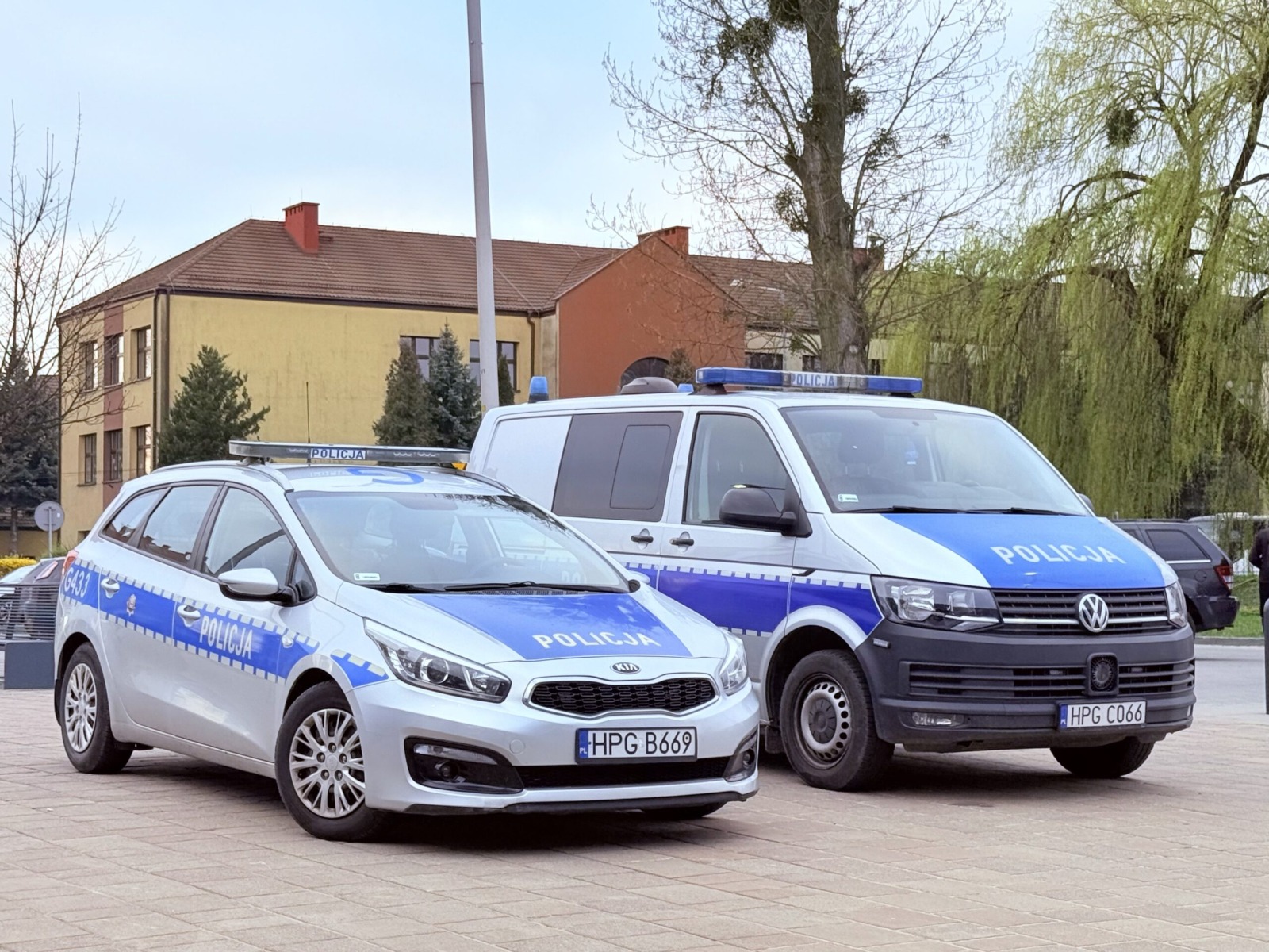 Obywatel Ukrainy znieważył i zaatakował policjantów w Oświęcimiu. Grozi mu wydalenie z Polski