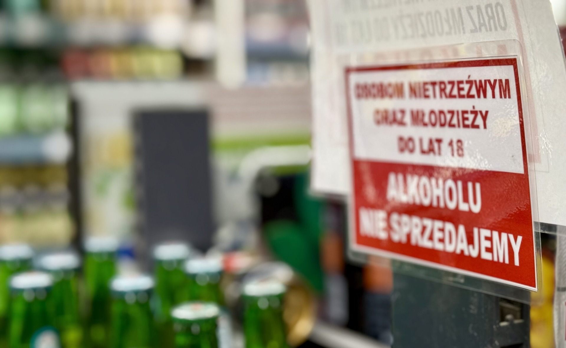 Sejm uchwalił nocny zakaz sprzedaży alkoholu od 22:00 do 6:00 . Co i kiedy zmieni się w Oświęcimiu?