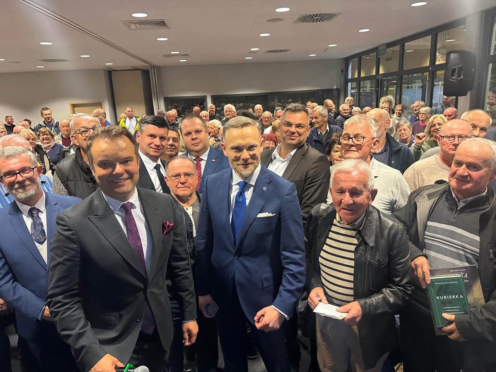 Tłumy na spotkaniu w oświęcimskiej bibliotece. Gościem szef Kancelarii Prezydenta Zbigniew Bogucki