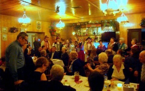 OŚWIĘCIM. Opłatek na modłę krosową z miodem