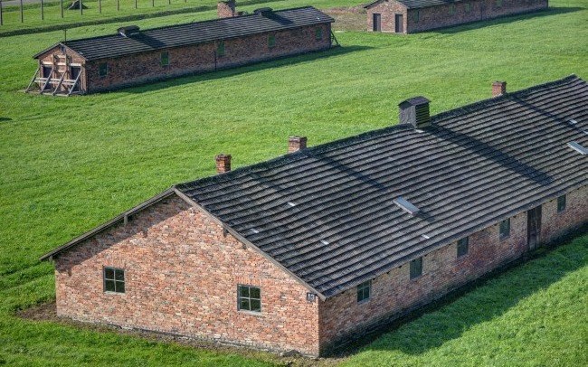 AUSCHWITZ. ''18 Filarów Pamięci'' wspomoże Fundację Auschwitz-Birkenau