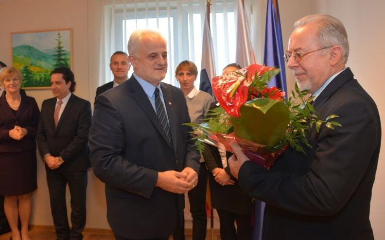 POWIAT. Cierpliwość, pokora i sprawiedliwość