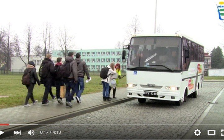 VIDEO-POWIAT. Edubus promuje powiatowe szkoły