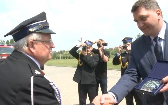 OŚWIĘCIM. Medal Miasta dla Jacka Kotulka z OSP