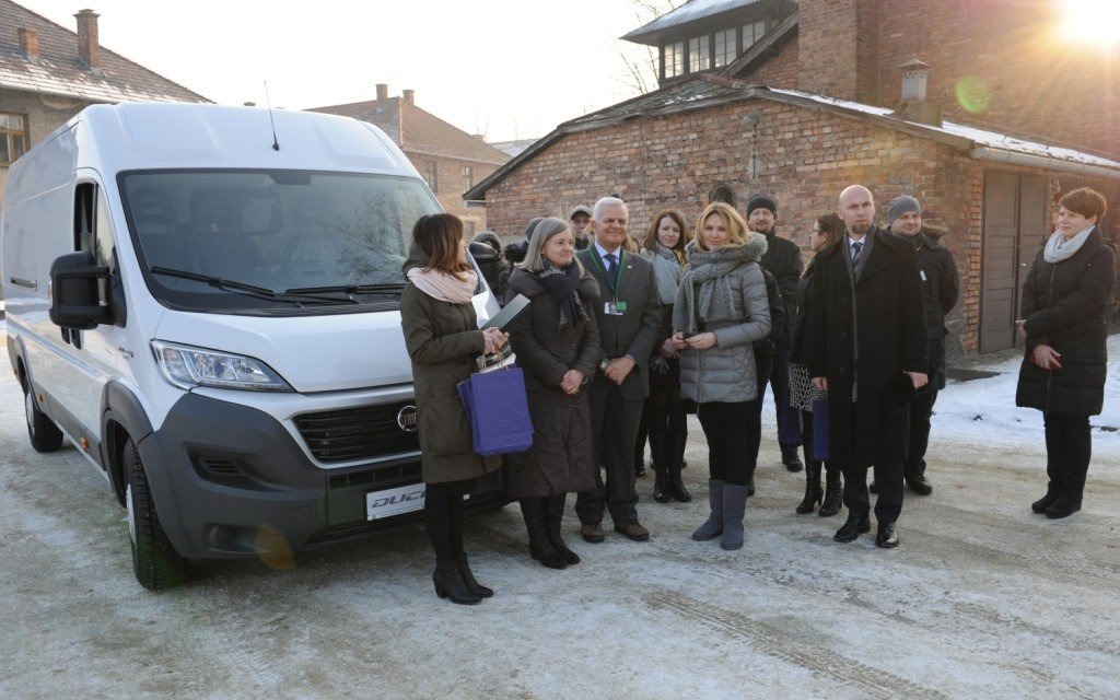 OŚWIĘCIM. Dar Fiata dla Miejsca Pamięci