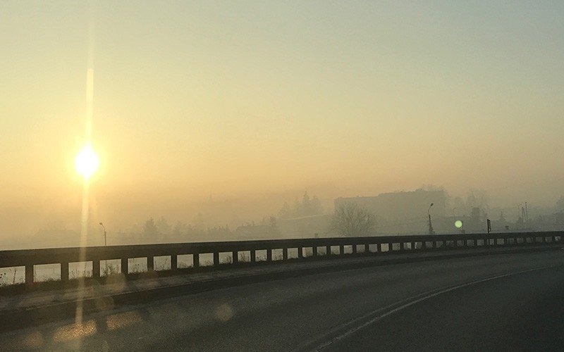 ŚLĄSK. Bezpłatny transport dla kierowców w związku ze smogiem