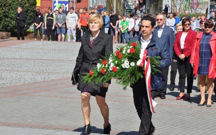 POWIAT. 10 kwietnia 2010 roku. Pamiętamy