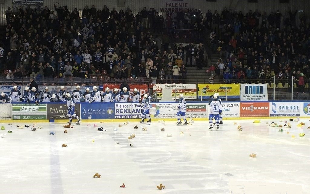 OŚWIĘCIM. Teddy Bear Toss 2018