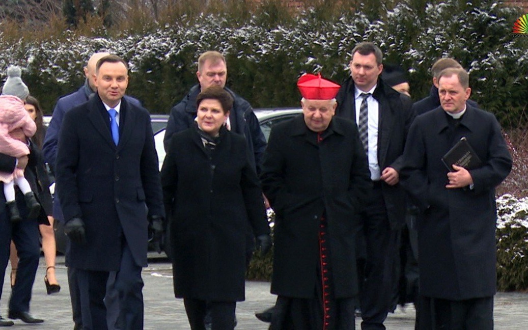 POWIAT. Prezydent Andrzej Duda i premier Beata Szydło na chrzcie w Przeciszowie