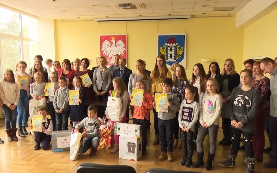 POWIAT. „Uwalniamy środowisko od zużytych baterii”