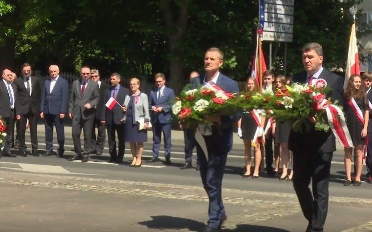 POWIAT. Biało-czerwona parada w Święto Narodowe Trzeciego Maja