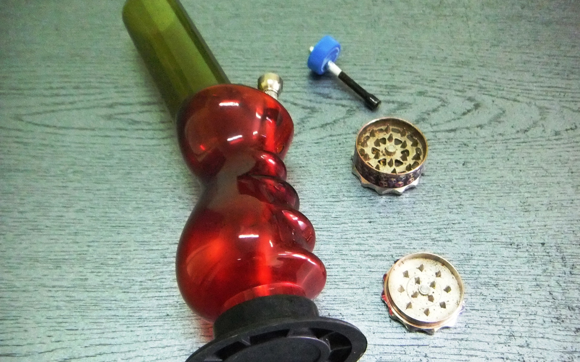 CHEŁMEK. Z narkotykami wybrali się nad wodę