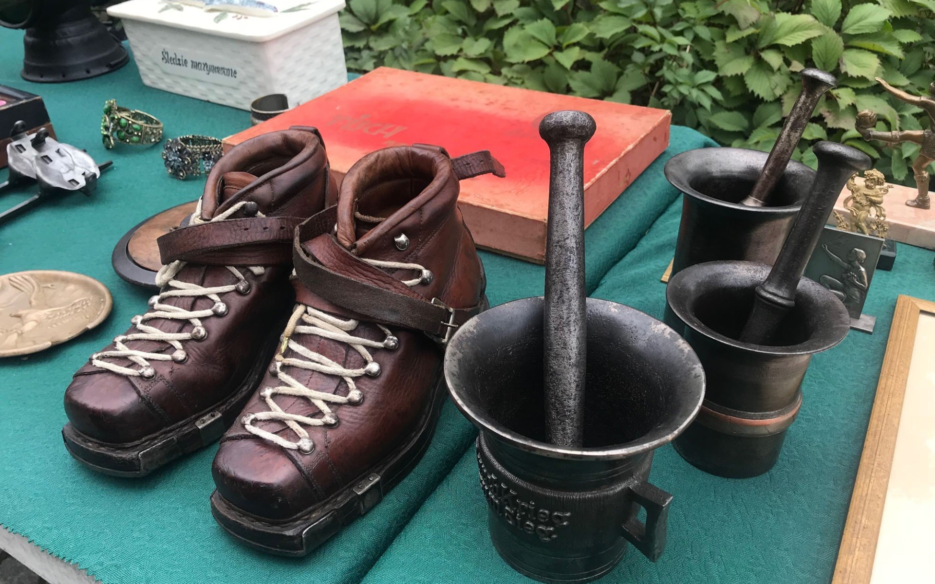 OŚWIĘCIM. V Targowisko Staroci „Rzeczy z duszą”