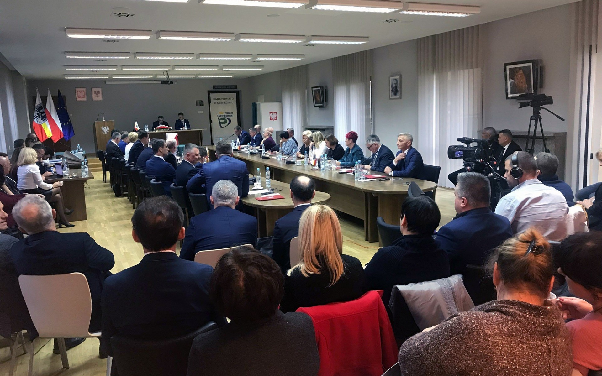 POWIAT. Radni powiatowi chcą podwyżki wynagrodzeń