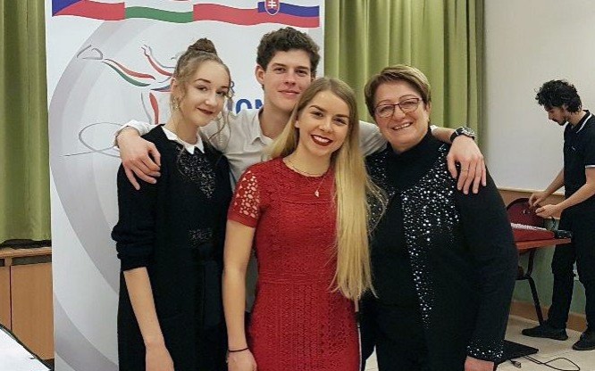 POWIAT. Mistrzostwa Polski Seniorów – łyżwiarstwo figurowe