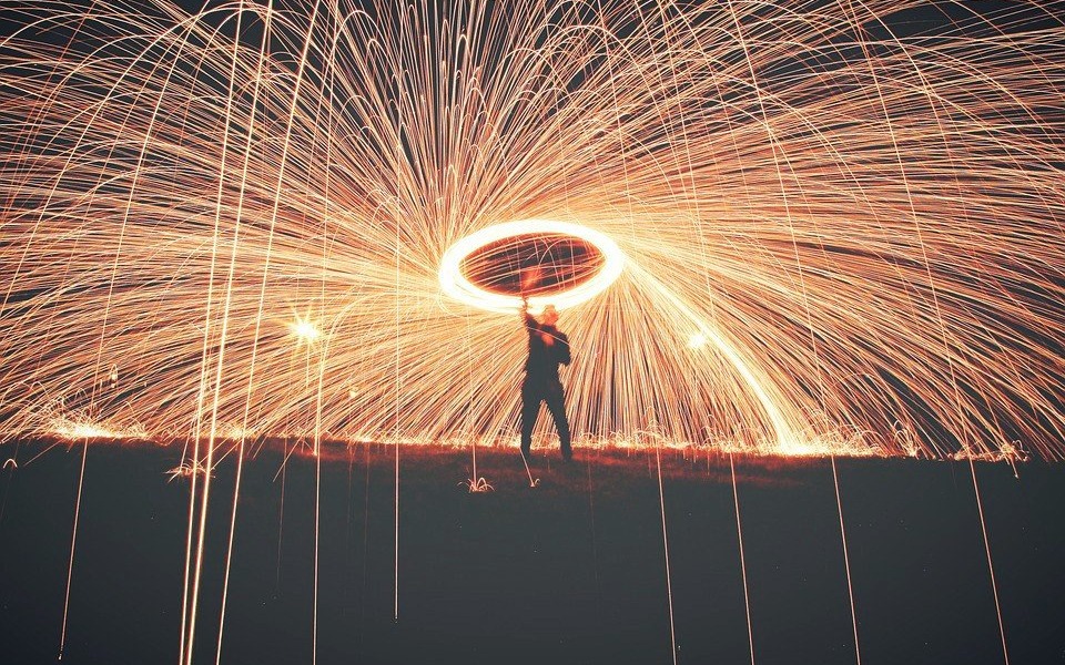 POWIAT. Uwaga na zabawy z fajerwerkami