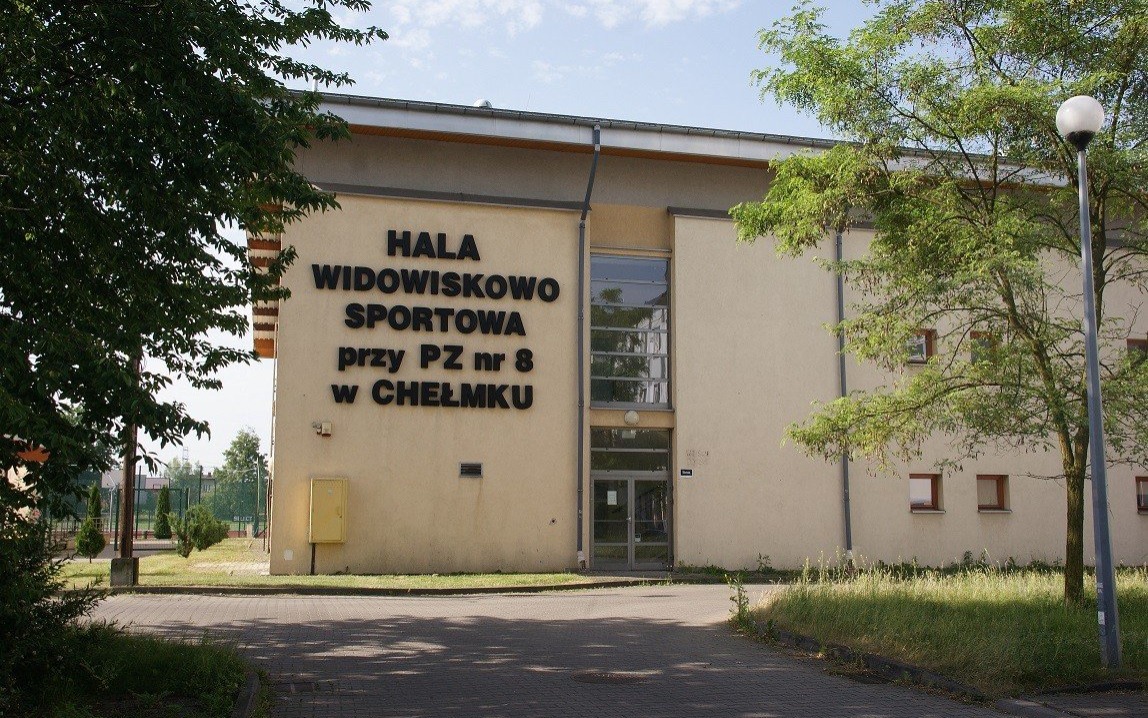 CHEŁMEK. Mieszkańcy otrzymali halę sportową