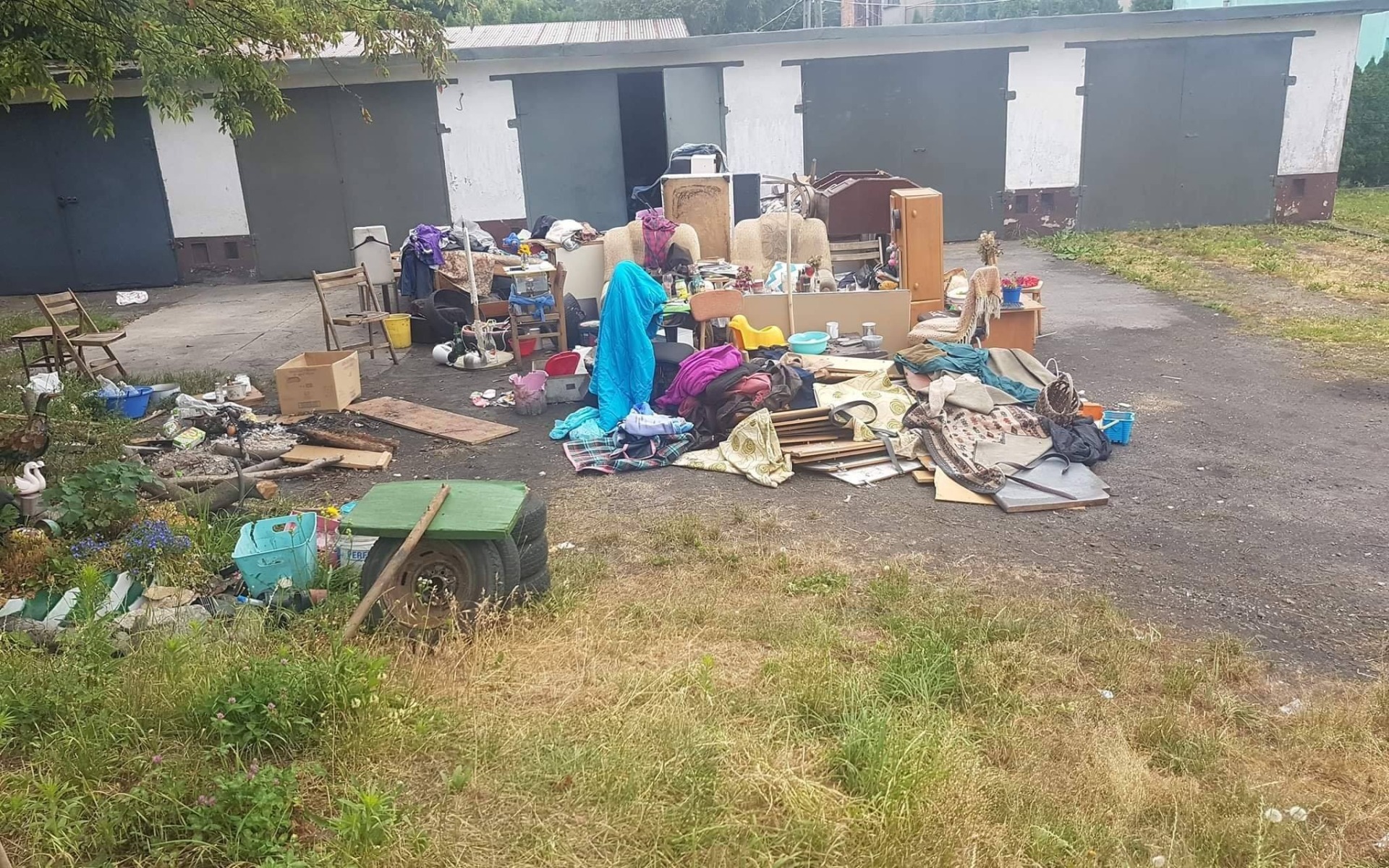 OŚWIĘCIM. Śmieci i odpadów wciąż przybywa…