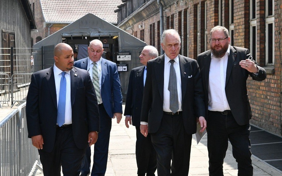 AUSCHWITZ. 5,5 mln dolarów na Centrum Obsługi