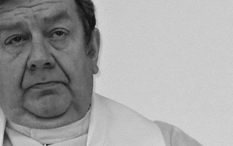 POWIAT. Zmarł ks. Krzysztof Straub, wieloletni proboszcz parafii pw. św. Józefa
