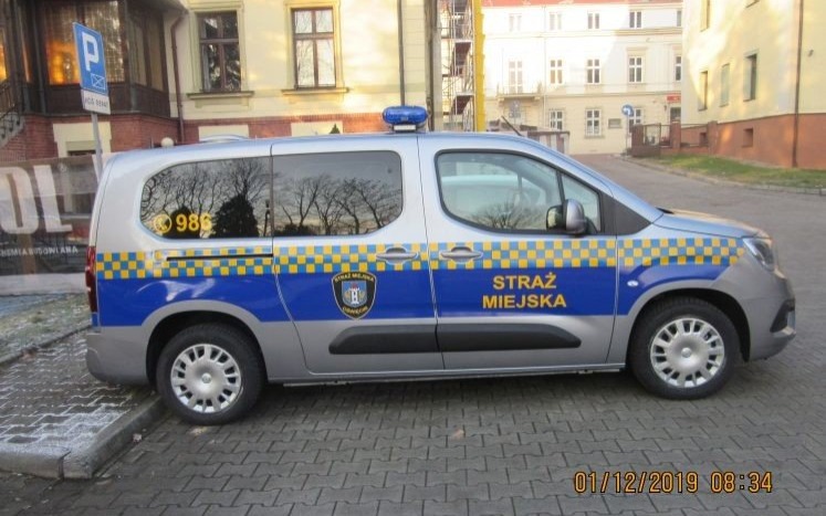 OŚWIĘCIM. Straż Miejska otrzymała nowy samochód