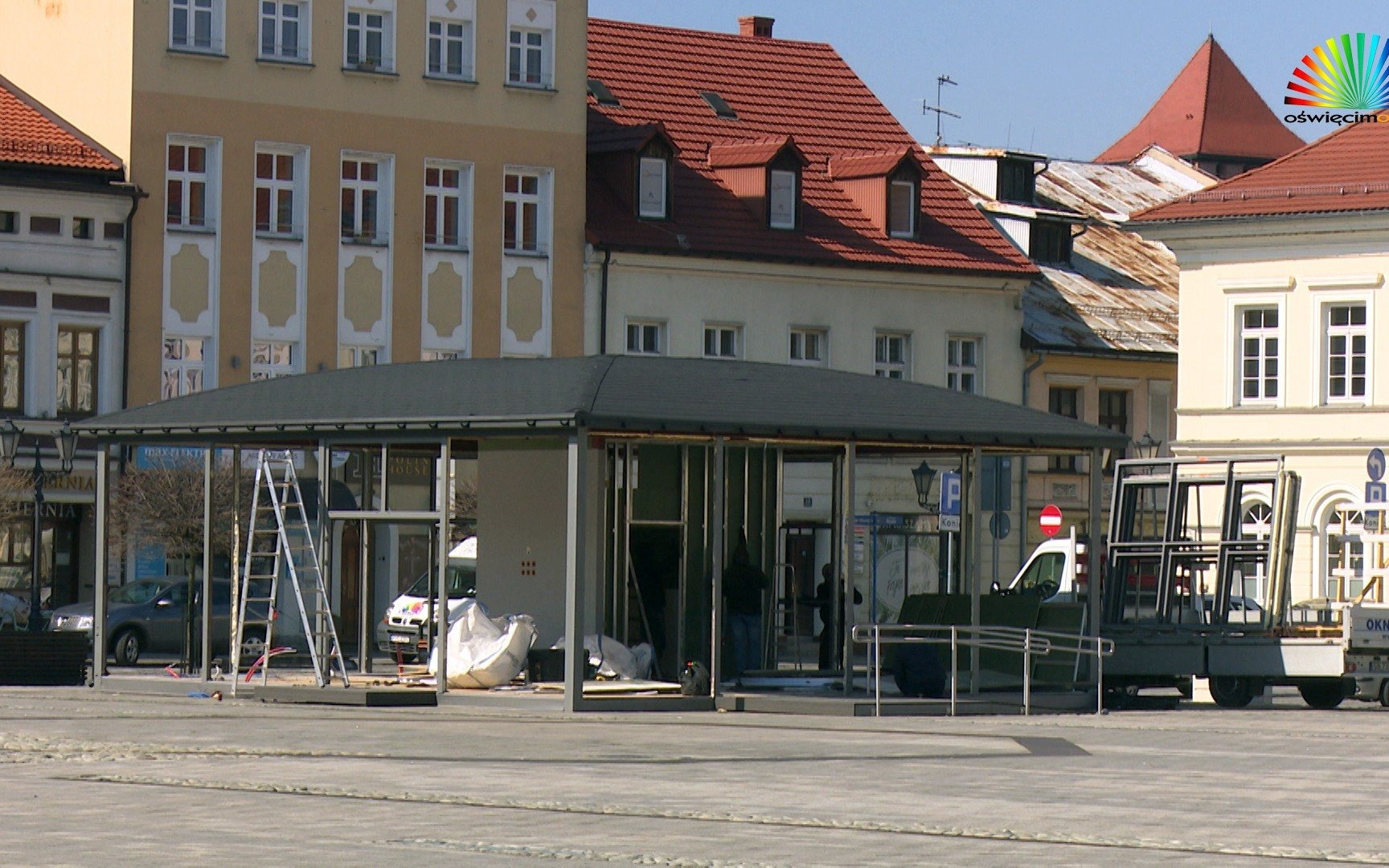 OŚWIĘCIM. Gorzka pigułka z Cafe Rynek, trwa rozbiórka