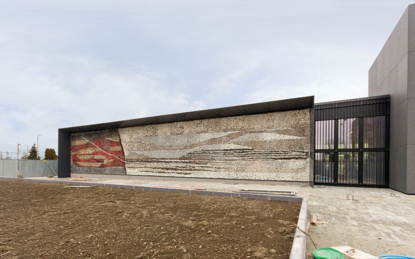 OŚWIĘCIM. 100 ton sztuki ponownie ozdobi dworzec kolejowy